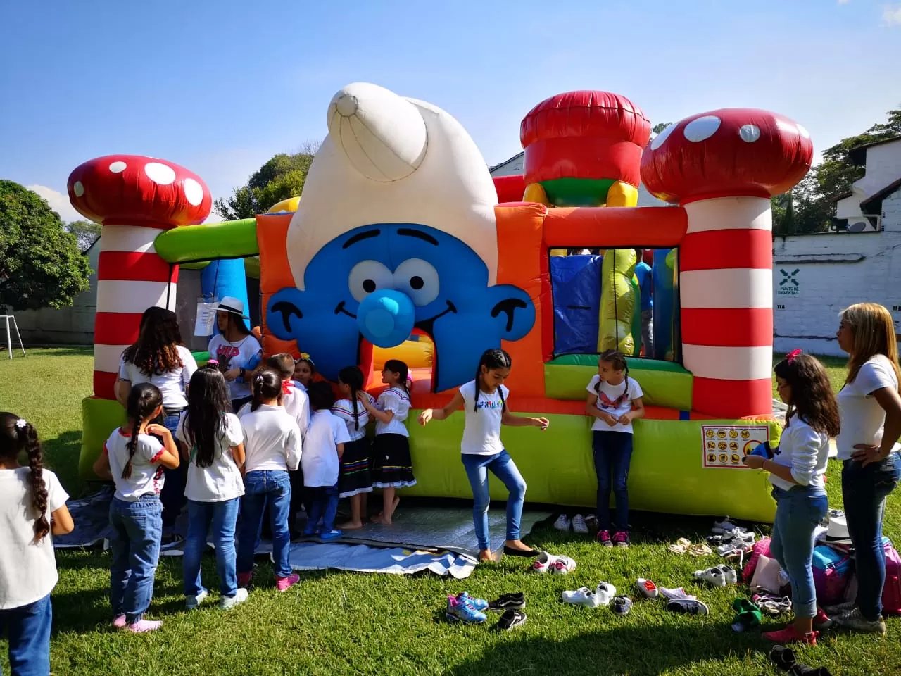 Inflable de Pitufo - Imagen 5