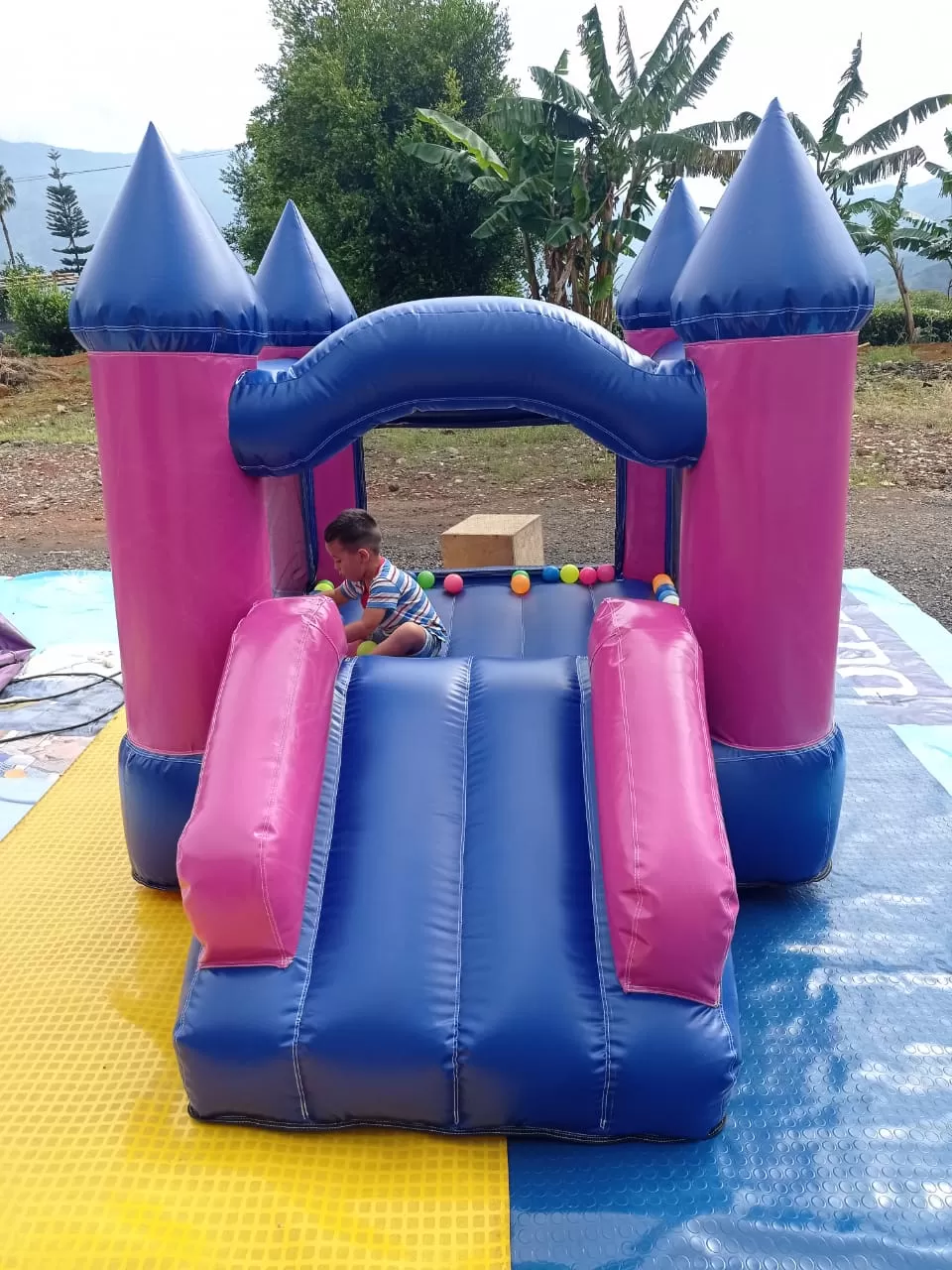 Piscinas de pelotas en casa - Imagen 3