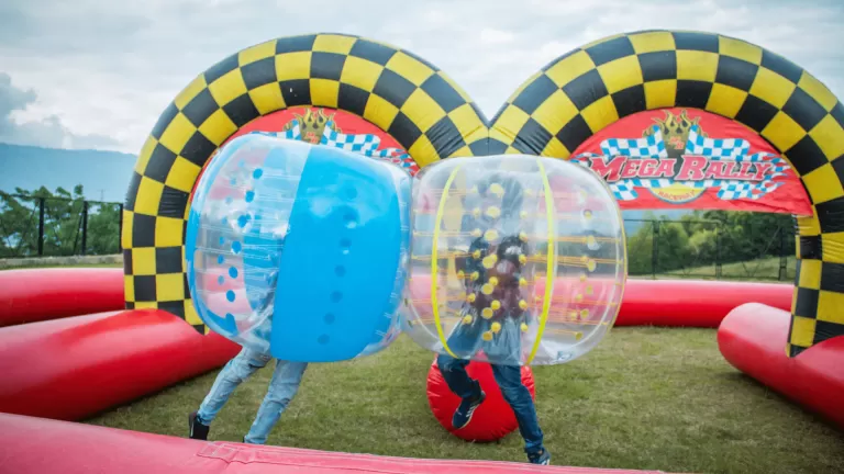 Inflables Bolas Choconas en Medellín, Pista Inflable
