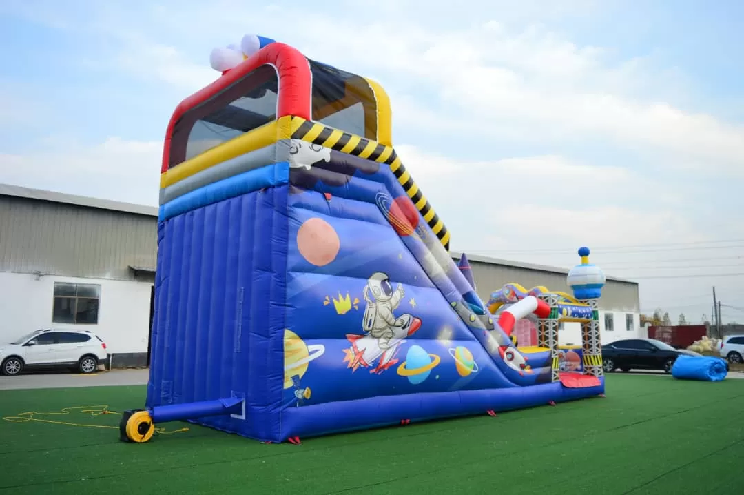 Inflable de cohete - Imagen 5