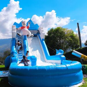 Inflable Polar en Medellín